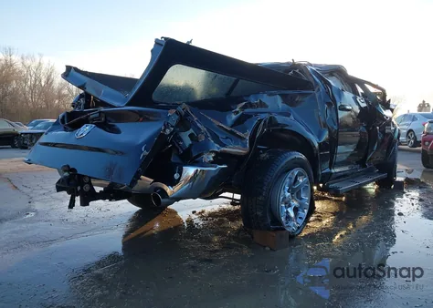 2016 Ram 1500 Laramie из США, поврежденный, VIN 1C6RR7NTXGS261280